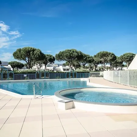 Chez Adeline - Confortable Avec Piscine Et Parking *